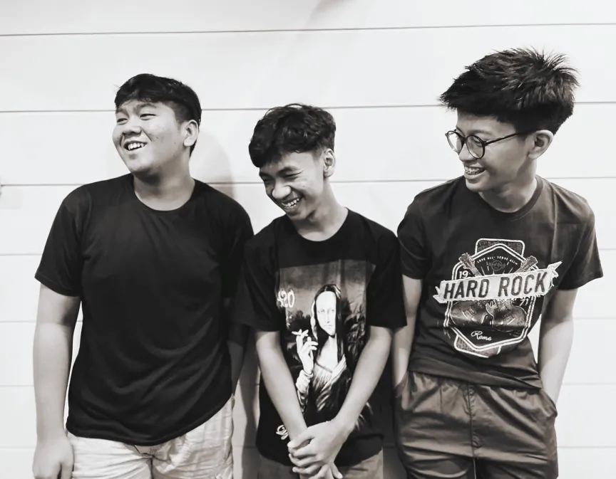 Thumbnail Sukses Lancar Rejeki: Fenomena Pop-Punk Absurd yang Mengguncang Industri Musik Indonesia